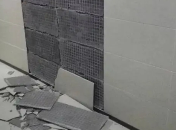 呼伦贝尔瓷砖空鼓维修公司分享下呼伦贝尔墙砖松动维修的知识
